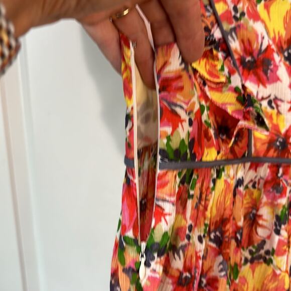 Anthropologie fei Wildflower Walk Flouncy Sleeveless Top Size 8 - Picture 6 of 6